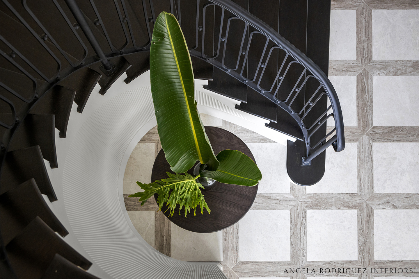 Detail of curved staircase