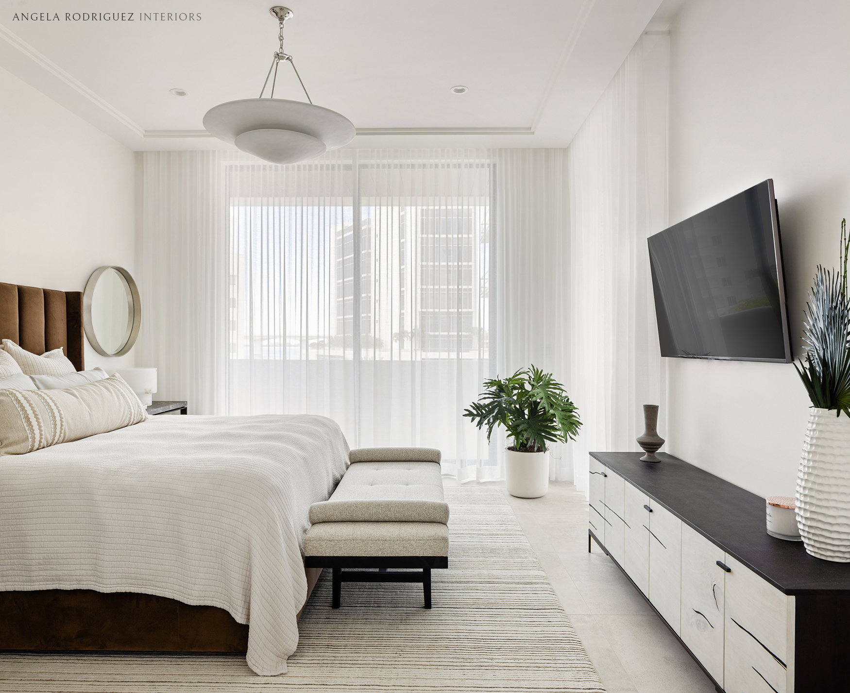 Cozy modern bedroom