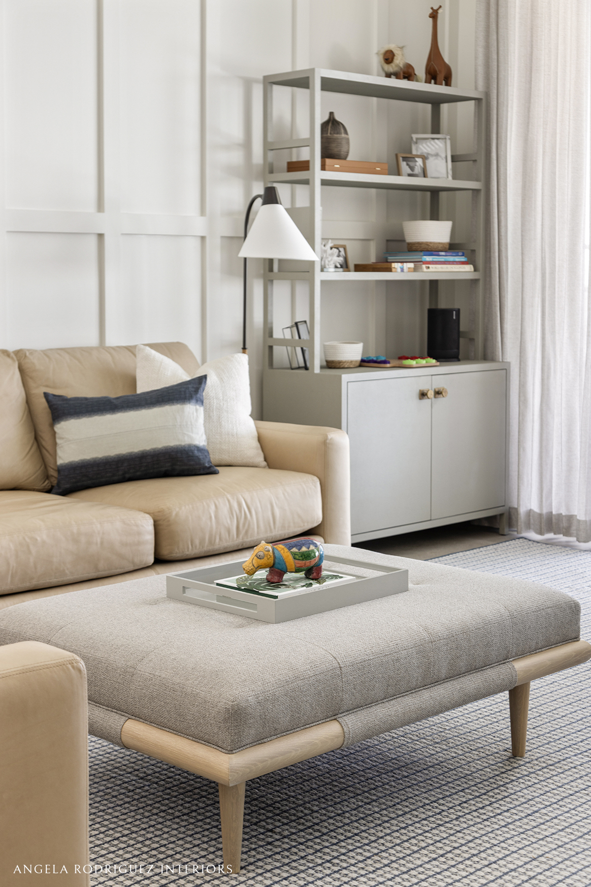 Coastal style lounge